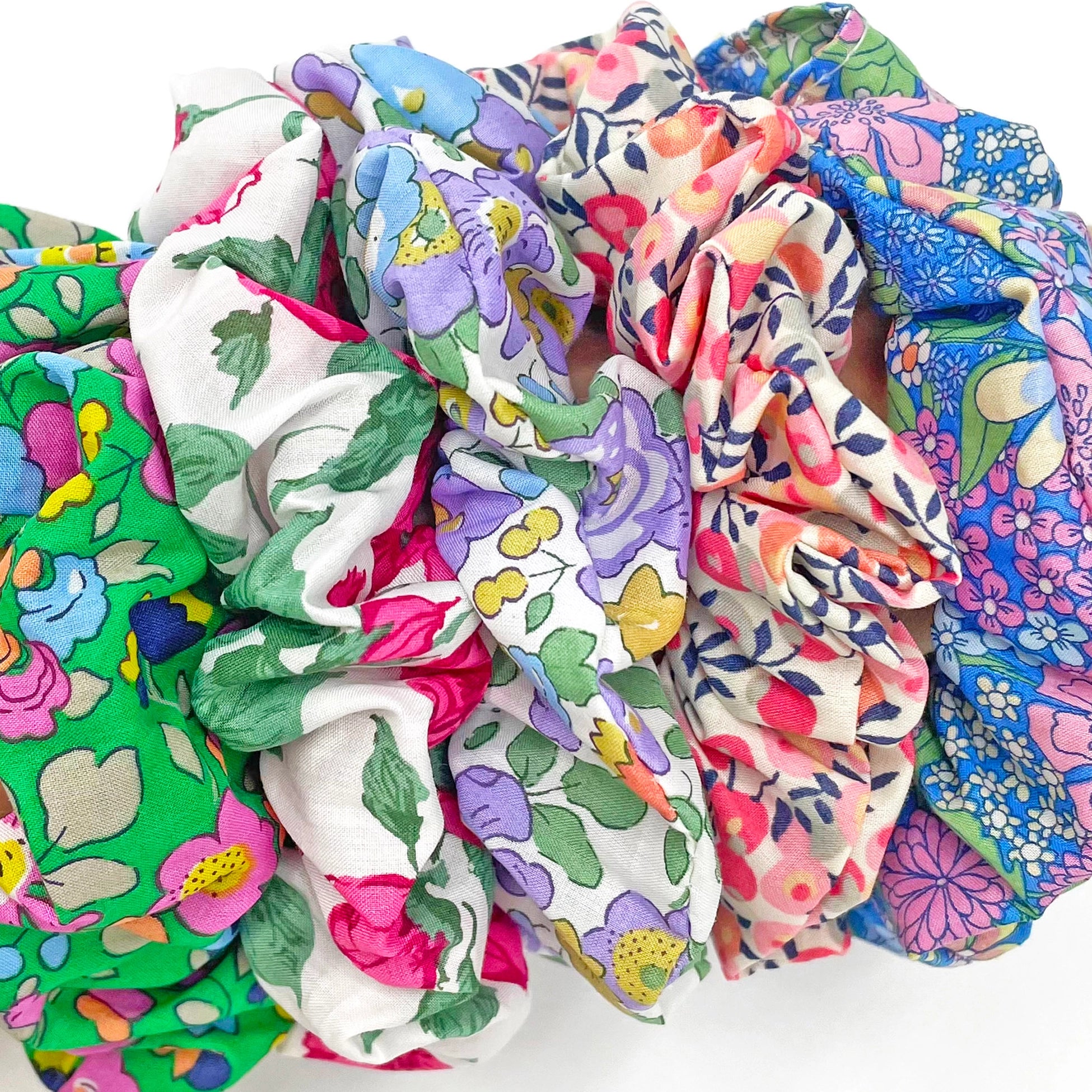 Liberty Tana Lawn Scrunchie - Betsy Meadow Green